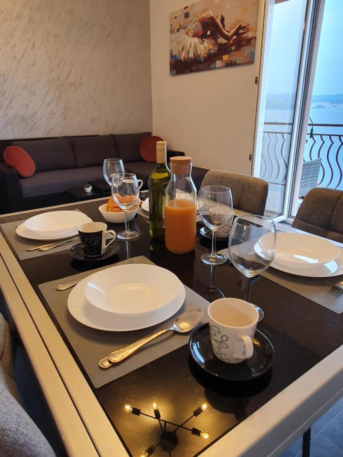 Apartment Zadoda Omis Luaran gambar