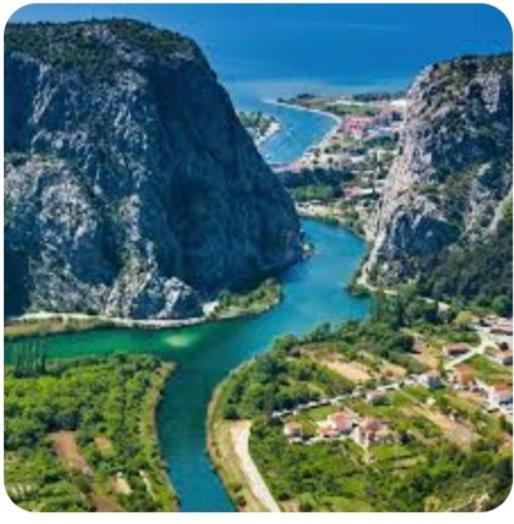Apartment Zadoda Omis Luaran gambar